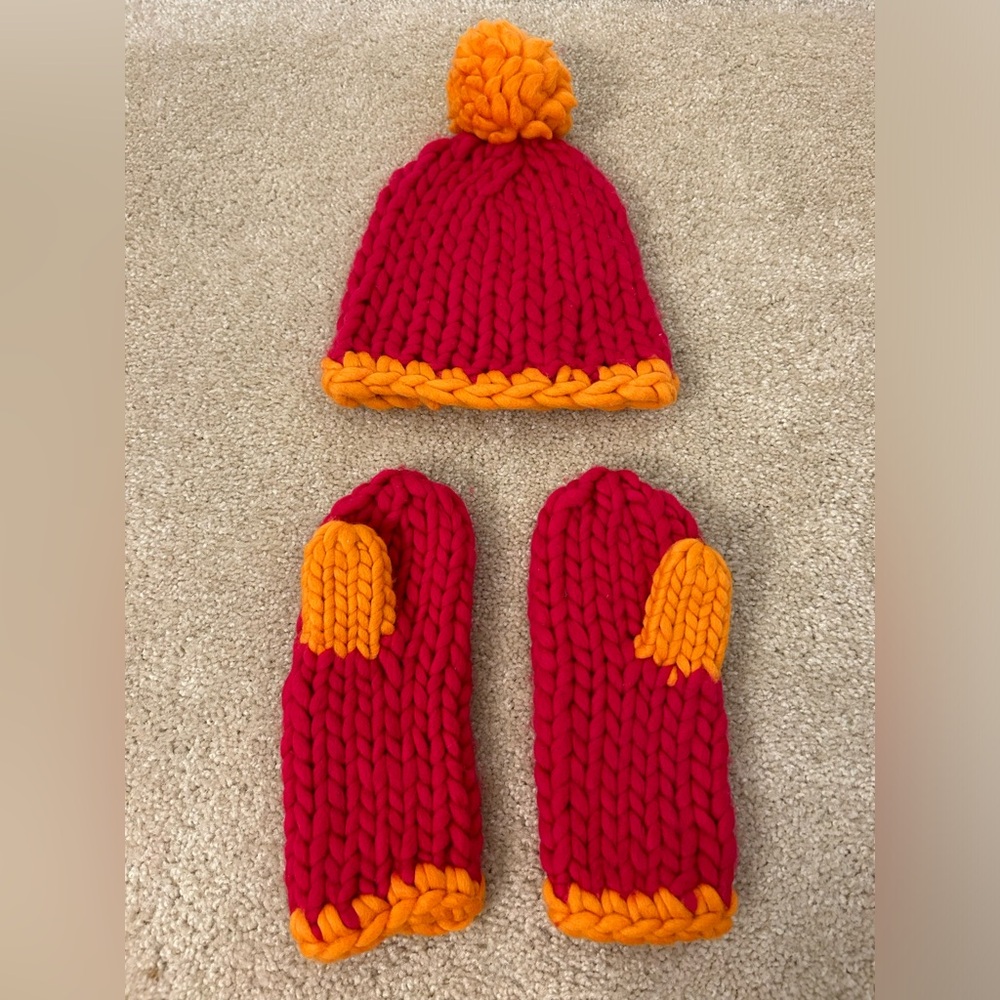 Vintage gap chunky knit pom pom stocking cap hat and mittens set pink orange
